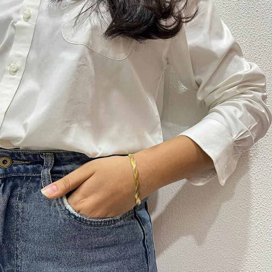 Golden tangle Bracelet