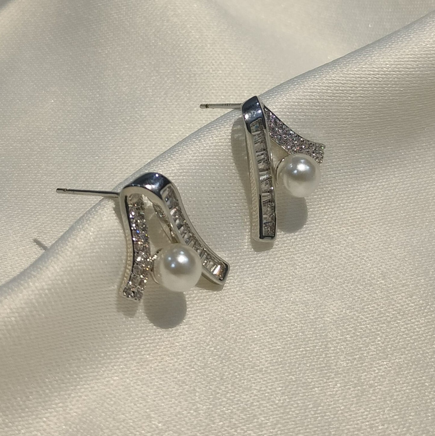 Moonlace Earrings