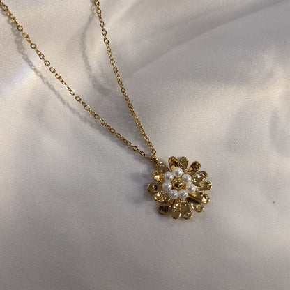 Bloom Necklace