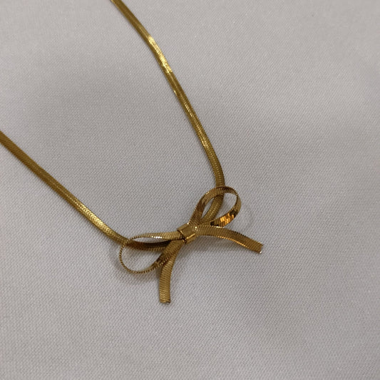 Bow Necklace