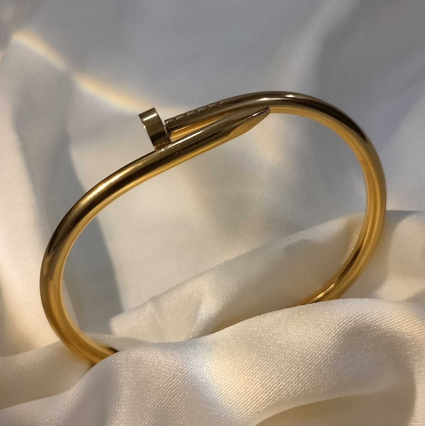 Nailé Bracelet