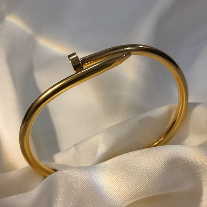Nailé Bracelet