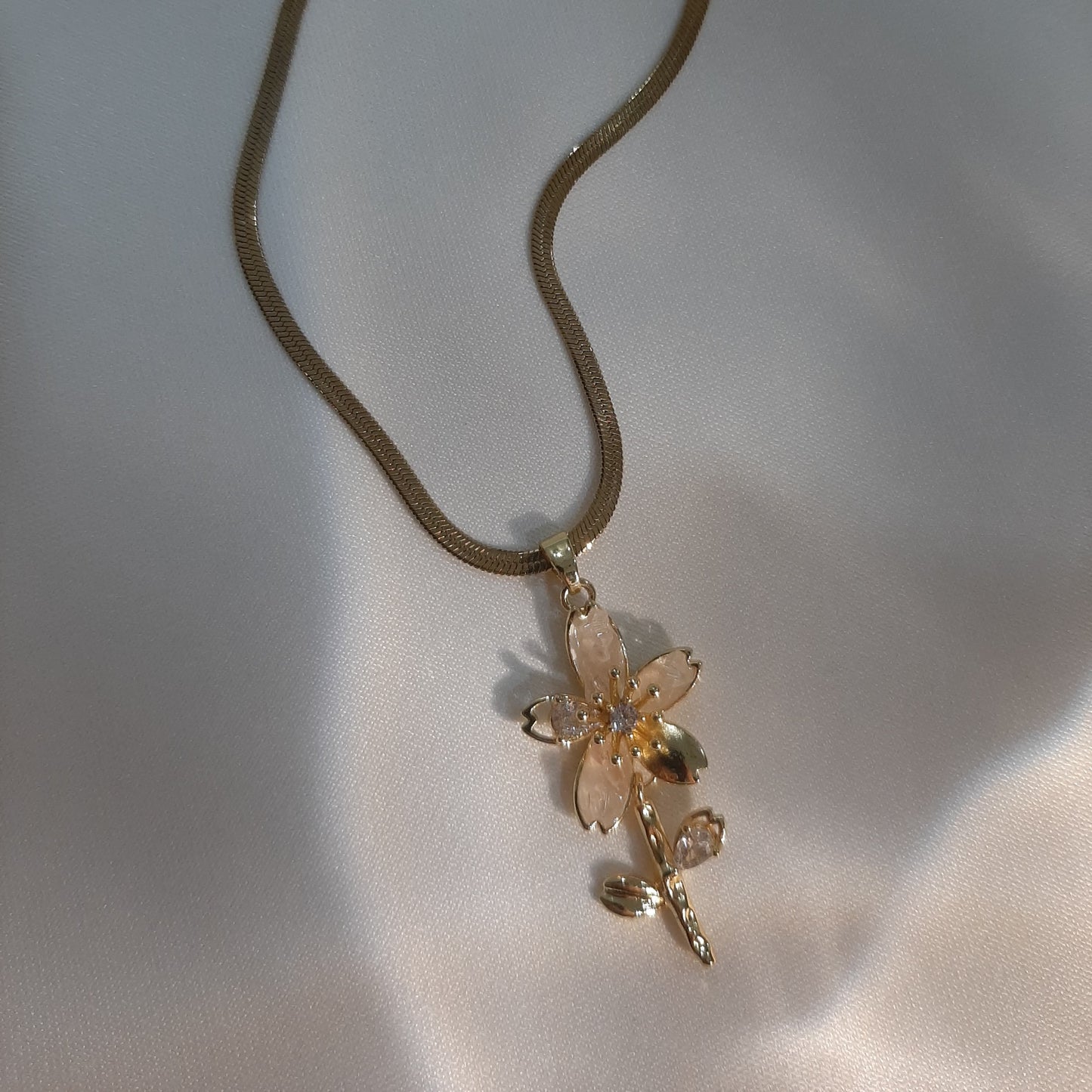 Flora Necklace