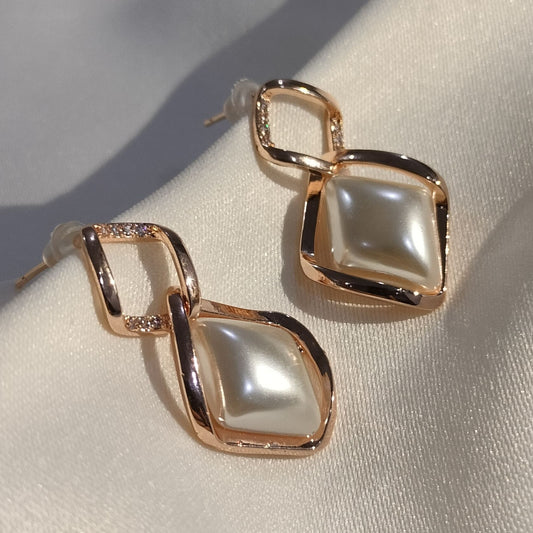 Gleam Earrings