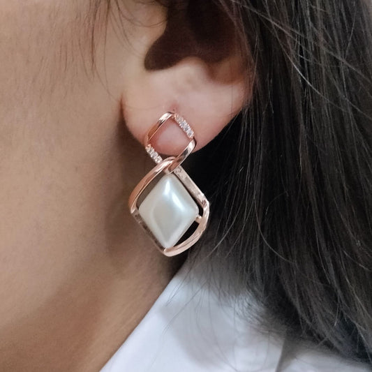 Gleam Earrings
