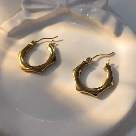Hexaglow Earrings