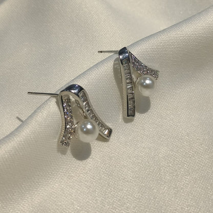 Moonlace Earrings