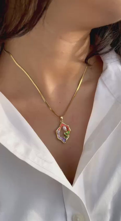 Petal and Pearl Necklace
