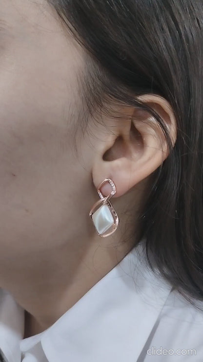 Gleam Earrings