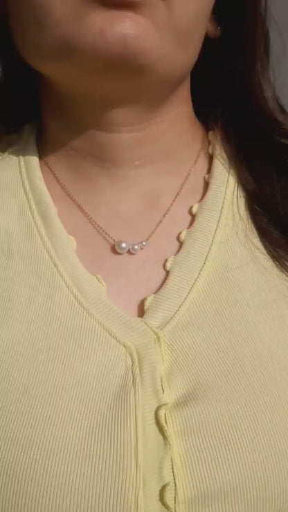 Vivelle Necklace