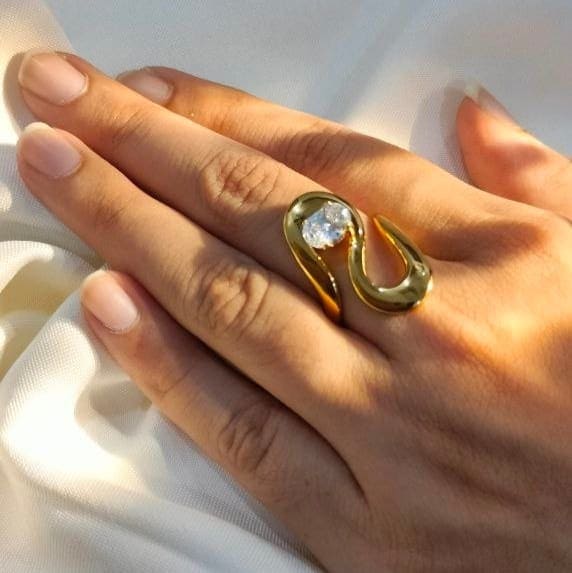 Waveform Ring